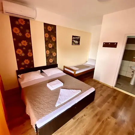 Casa Tudor 3*